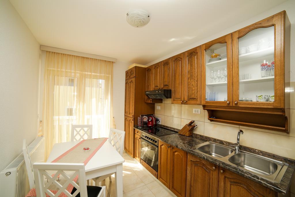 Apartments Manda Supetar Εξωτερικό φωτογραφία